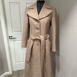 Elegant Tan Wool Coat